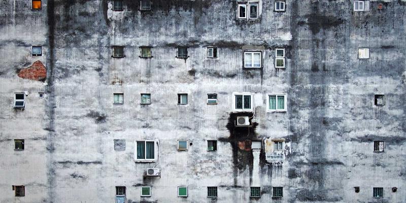 三多思维驱动下的跨领域学习：整合综合信息与便民服务的技能融合策略