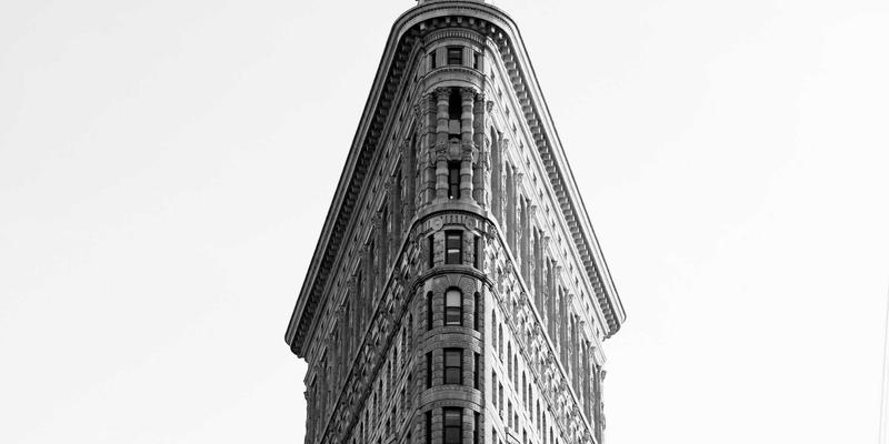 以“三多精神”为引领：构建便民、综合、透明的医疗健康服务新生态