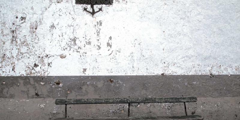 运用三多思维构建企业跨部门协同与知识共享平台：驱动商务资讯与生活服务高效融合